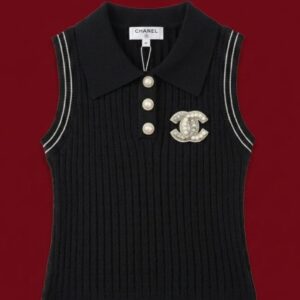 Chanel top black basic