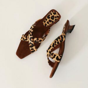 Tiger slipper